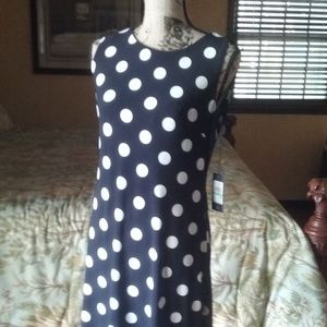 NWT Tommy Hilfiger Black/White Dress in size 8